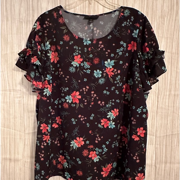 Lane Bryant Flutter Sleeve Crew Neck Top teal and coral floral print  20 NWOT - Picture 1 of 4